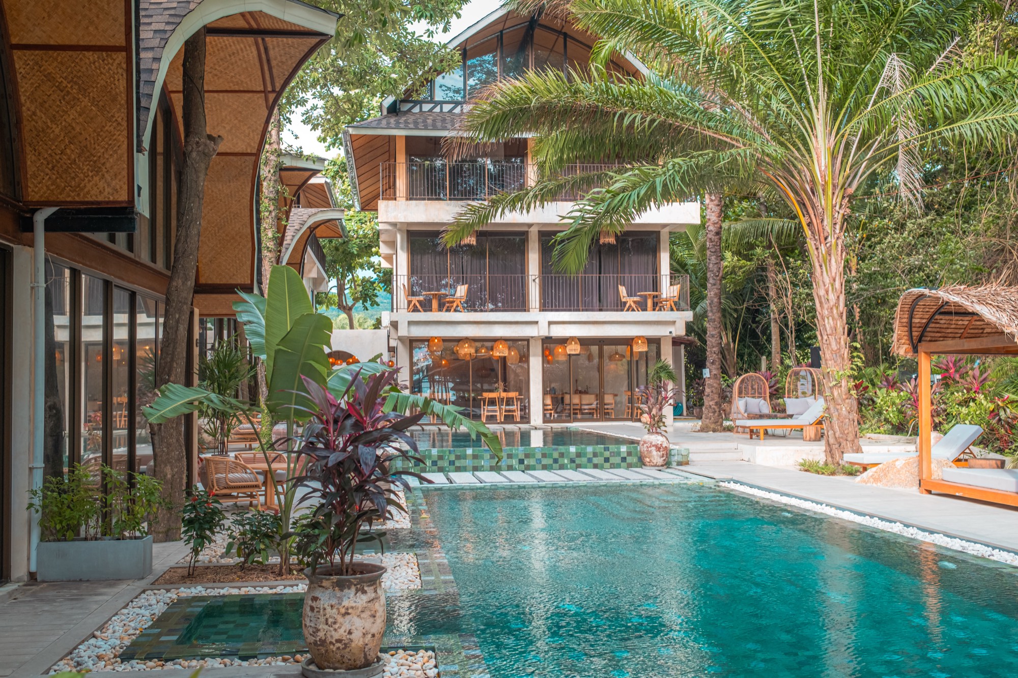 Seatara pool and villas
